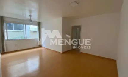 Apartamento com 3 quartos à venda na Rua Honório Silveira Dias, 840, São João, Porto Alegre por R$ 550.000