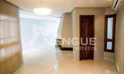 Casa com 3 quartos à venda na Rua Jalmar Azambuja Diniz, 59, Jardim Itu Sabará, Porto Alegre por R$ 1.130.000