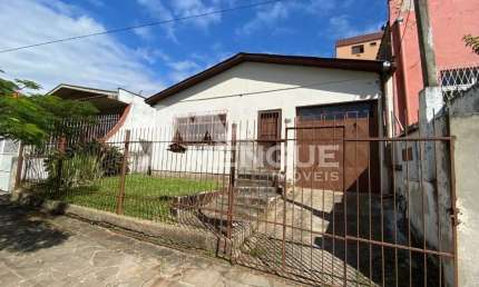 Casa com 3 quartos à venda na Rua Gomes de Freitas, 431, Jardim Itu Sabará, Porto Alegre por R$ 549.000