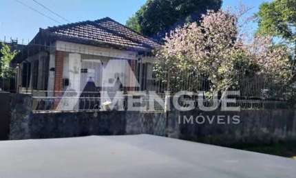 Casa com 3 quartos à venda na Travessa Lençóis, 68, Vila Ipiranga, Porto Alegre por R$ 560.000