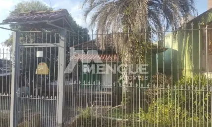 Casa com 3 quartos à venda na Rua Fontoura Xavier, 496, Cristo Redentor, Porto Alegre por R$ 690.000