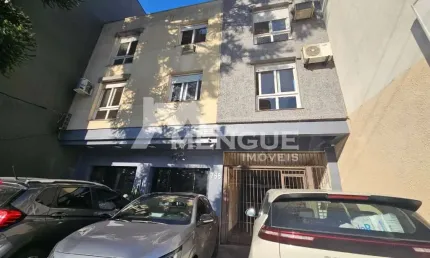 Apartamento com 2 quartos à venda na Avenida João Wallig, 792, Passo da Areia, Porto Alegre por R$ 240.000