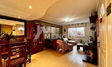 Casa em condomínio fechado com 4 quartos à venda na Rua Augusto Atílio Giordani, 87, São Sebastião, Porto Alegre por R$ 950.000