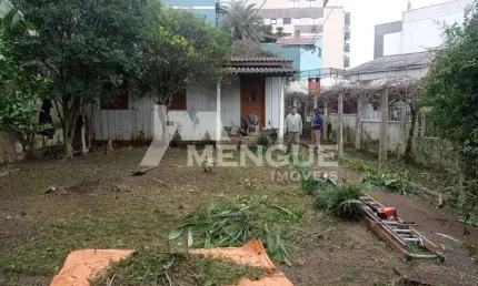 Casa com 2 quartos à venda na Rua Edmundo Bastian, 141, Cristo Redentor, Porto Alegre por R$ 550.000