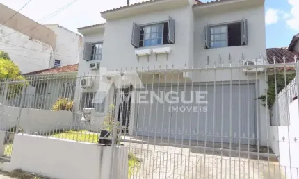 Casa com 7 quartos à venda na Rua Engenheiro Ryff, 137, Jardim São Pedro, Porto Alegre por R$ 1.200.000