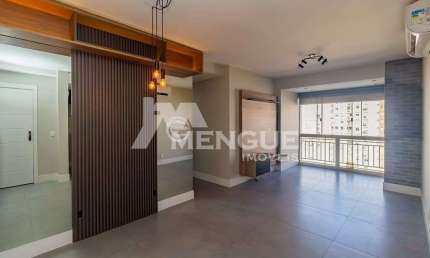 Apartamento com 3 quartos à venda na Avenida Benno Mentz, 100, Vila Ipiranga, Porto Alegre por R$ 689.000