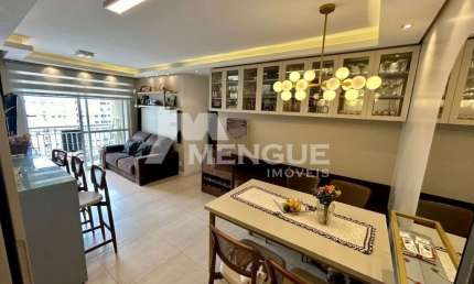 Apartamento com 3 quartos à venda na Avenida Benno Mentz, 100, Vila Ipiranga, Porto Alegre por R$ 750.000