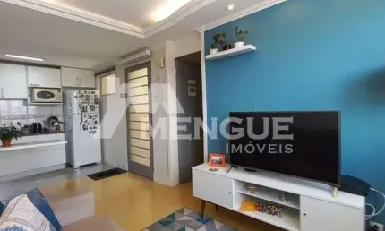 Apartamento com 3 quartos à venda na Avenida Engenheiro Francisco Rodolfo Simch, 701, Sarandi, Porto Alegre por R$ 237.500