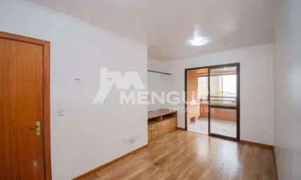 Apartamento com 2 quartos à venda na Rua Rodolfo Simch, 435, Jardim Lindóia, Porto Alegre por R$ 460.000