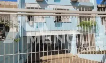 Apartamento com 2 quartos à venda na Rua Marcelo Gama, 206, São João, Porto Alegre por R$ 285.000