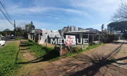 Terreno à venda na Rua Alberto Silva, 0209, Vila Ipiranga, Porto Alegre por R$ 580.000