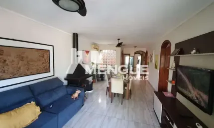 Casa com 4 quartos à venda na Rua Gomes de Freitas, 451, Jardim Itu Sabará, Porto Alegre por R$ 850.000