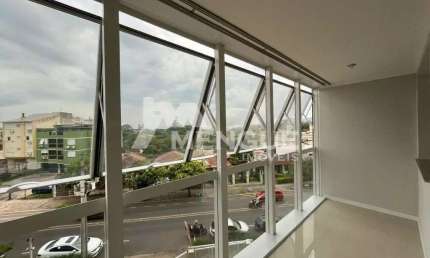 Apartamento com 2 quartos à venda na Avenida Benno Mentz, 855, Vila Ipiranga, Porto Alegre por R$ 549.000