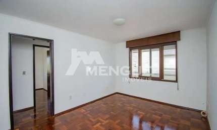 Apartamento com 2 quartos à venda na Avenida do Forte, 954, Vila Ipiranga, Porto Alegre por R$ 299.000