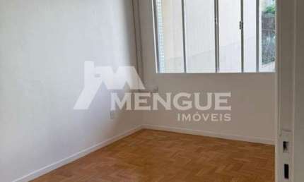 Apartamento com 3 quartos para alugar na Avenida Taquara, 299, Petrópolis, Porto Alegre por R$ 2.650