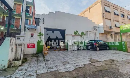 Barracão / Galpão / Depósito à venda na Rua Mali, 154, Vila Ipiranga, Porto Alegre por R$ 950.000