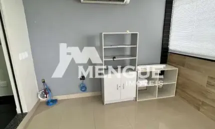 Sala comercial com 3 salas para alugar na Avenida Rocco Aloise, 8, Sarandi, Porto Alegre por R$ 1.800