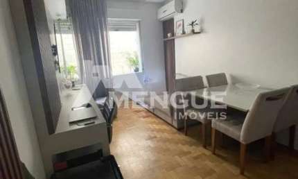 Apartamento com 2 quartos à venda na Rua Adão Baino, 630, Cristo Redentor, Porto Alegre por R$ 390.000