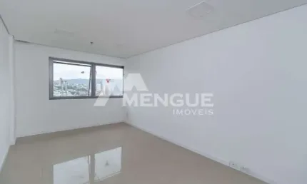 Sala comercial com 1 sala à venda na Avenida Assis Brasil, 4550, São Sebastião, Porto Alegre por R$ 249.000
