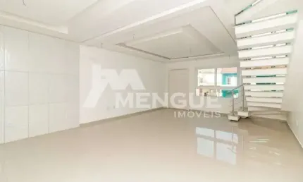 Casa em condomínio fechado com 3 quartos à venda na Rua Ana Abruzzi, 134, Mário Quintana, Porto Alegre por R$ 599.000