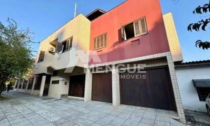 Casa com 3 quartos à venda na Rua Domingos Rubbo, 745, Cristo Redentor, Porto Alegre por R$ 4.000.000