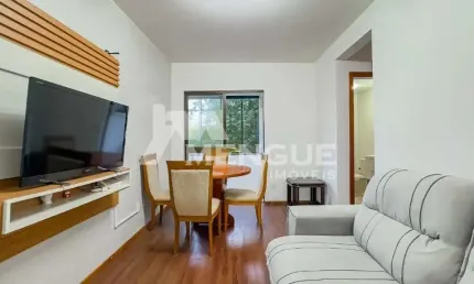 Apartamento com 2 quartos à venda na Avenida General Raphael Zippin, 240, Ecoville, Porto Alegre por R$ 239.900