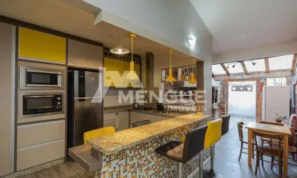 Casa com 3 quartos à venda na Avenida Nilton Waldemar Stock, 47, Jardim Itu Sabará, Porto Alegre por R$ 630.000