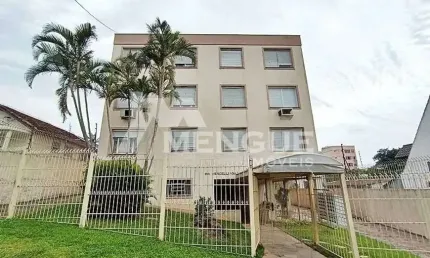 Apartamento com 2 quartos para alugar na Rua Santa Isabel, 108, Bom Jesus, Porto Alegre por R$ 1.800