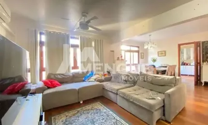 Casa com 3 quartos para alugar na Rua Augusto Attílio Giordani, 175, São Sebastião, Porto Alegre por R$ 4.800