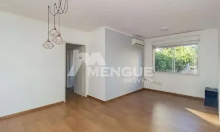 Apartamento com 3 quartos à venda na Rua Geraldo Souza Moreira, 390, Passo da Areia, Porto Alegre por R$ 389.500