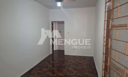 Apartamento com 2 quartos à venda na Rua Adão Baino, 165, Cristo Redentor, Porto Alegre por R$ 300.000