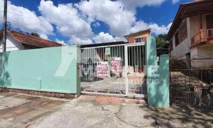 Casa com 5 quartos à venda na Rua Nove de Março, 457, Vila Ipiranga, Porto Alegre por R$ 585.000