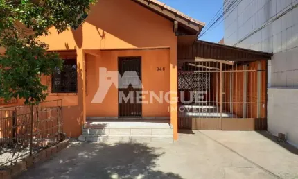 Casa com 4 quartos à venda na Avenida Toledo Piza, 946, Sarandi, Porto Alegre por R$ 325.000
