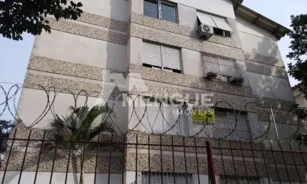 Apartamento com 2 quartos à venda na Rua Carlos Estevão, 530, Jardim Leopoldina, Porto Alegre por R$ 160.000