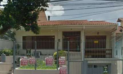 Casa com 5 quartos à venda na Avenida Brasília, 292, Vila Ipiranga, Porto Alegre por R$ 1.170.000