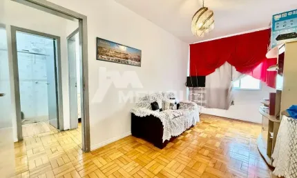 Apartamento com 2 quartos à venda na Rua Edmundo Bastian, 33, Cristo Redentor, Porto Alegre por R$ 237.000