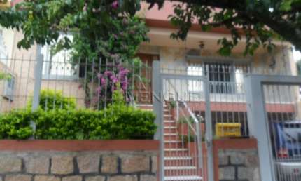 Casa com 3 quartos à venda na Travessa Anunciada, 69, Vila Ipiranga, Porto Alegre por R$ 797.872