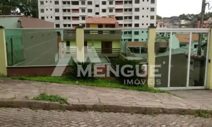 Casa com 3 quartos à venda na Rua Monte Bonito, 32, Jardim Floresta, Porto Alegre por R$ 1.335.000