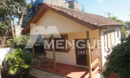 Casa com 3 quartos à venda na Rua Doutor Rodrigues Alves, 263, Chácara das Pedras, Porto Alegre por R$ 550.000
