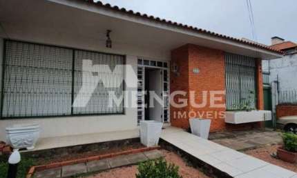 Casa com 3 quartos à venda na Rua Dom Jaime de Barros Câmara, 194, Sarandi, Porto Alegre por R$ 549.000