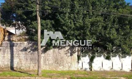 Terreno à venda na Rua Arnaldo Ballve, 492, Jardim Itu Sabará, Porto Alegre por R$ 370.000