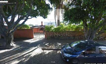 Terreno à venda na Rua Pascoal Parulla, 97, Vila Ipiranga, Porto Alegre por R$ 426.000