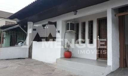 Casa com 3 quartos à venda na Rua Vidal Barbosa, 516, Sarandi, Porto Alegre por R$ 560.000