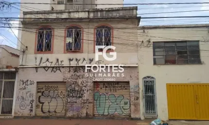 Casa com 8 quartos à venda no Centro, Ribeirão Preto  por R$ 250.000