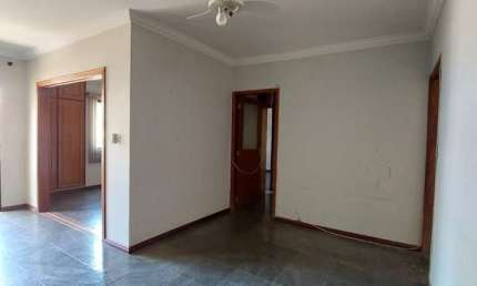Apartamento com 3 quartos à venda no Parque dos Bandeirantes, Ribeirão Preto  por R$ 250.000