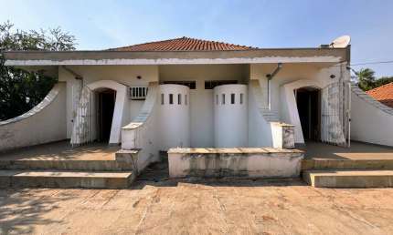 Casa com 4 quartos à venda no Jardim Sumaré, Ribeirão Preto  por R$ 1.800.000