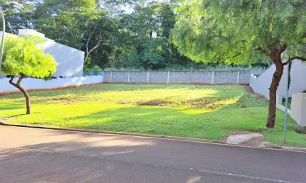 Terreno em condomínio fechado à venda no Residencial e Empresarial Alphaville, Ribeirão Preto  por R$ 750.000