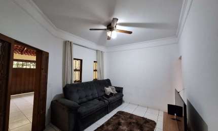 Casa com 3 quartos à venda no Jardim Anhangüera, Ribeirão Preto  por R$ 370.000