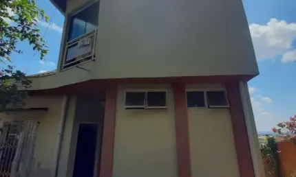 Casa com 4 quartos à venda no Ipiranga, Ribeirão Preto  por R$ 430.000