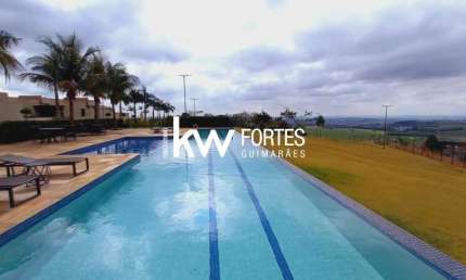 Casa em condomínio fechado com 3 quartos à venda no Fazenda Santa Maria, Cravinhos  por R$ 830.000